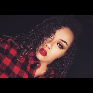 Meet your Posher, Jules